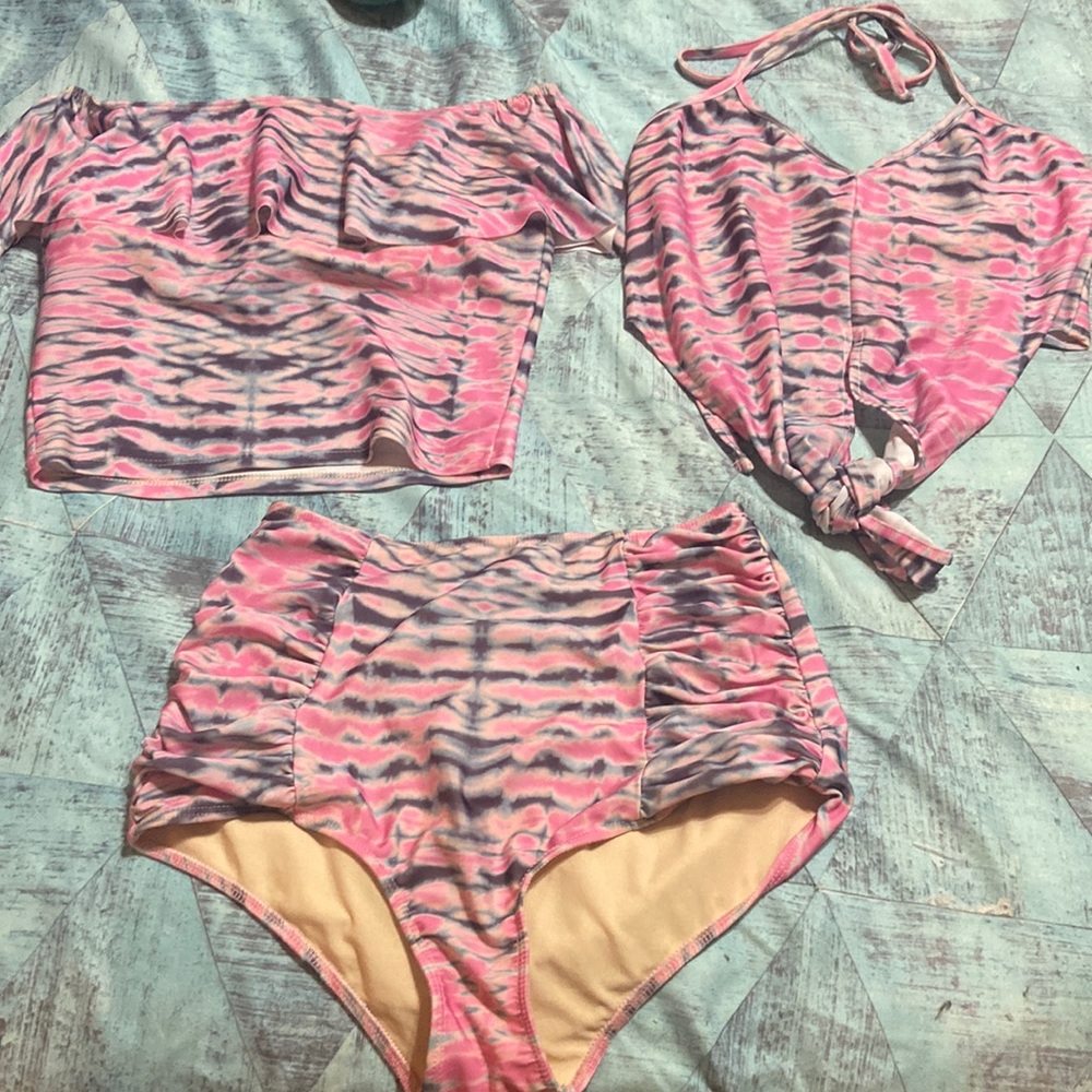 Kortni Jeane swimsuit